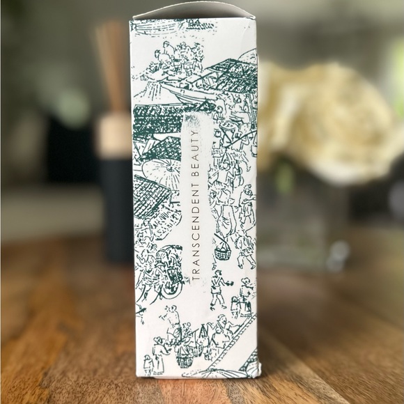 Redmint Pearl Facial Cleanser - Picture 5 of 6